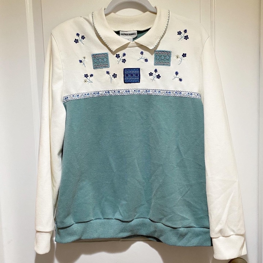 Vintage Alfred Dunner Embroidered Grandma Sweater